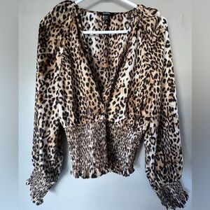 NBW Express Women’s Cheetah Print Blouse, size large, great condition